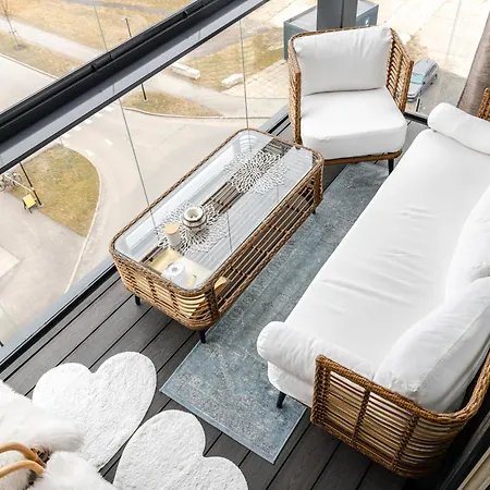 Modern In The Heart Of Uus-veerenni Lejlighed