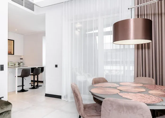 Modern In The Heart Of Uus-veerenni *