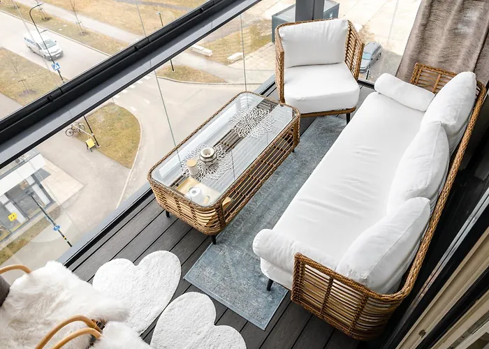 Modern In The Heart Of Uus-veerenni Apartamento