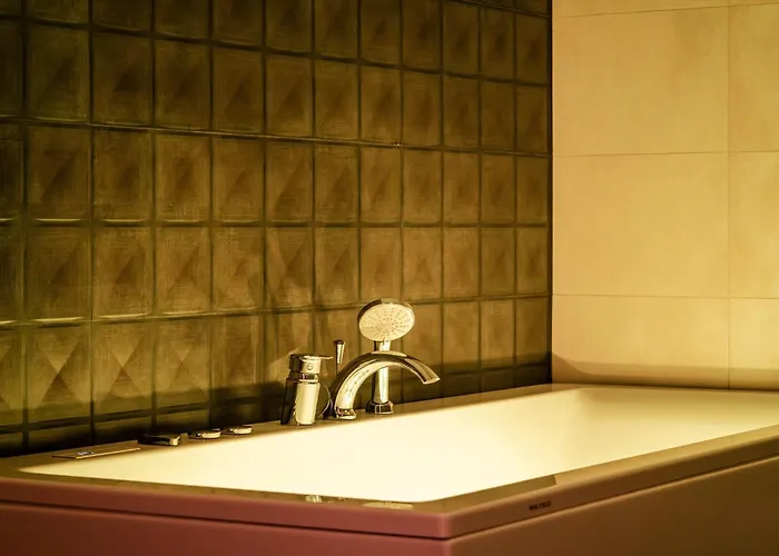 Modern In The Heart Of Uus-veerenni