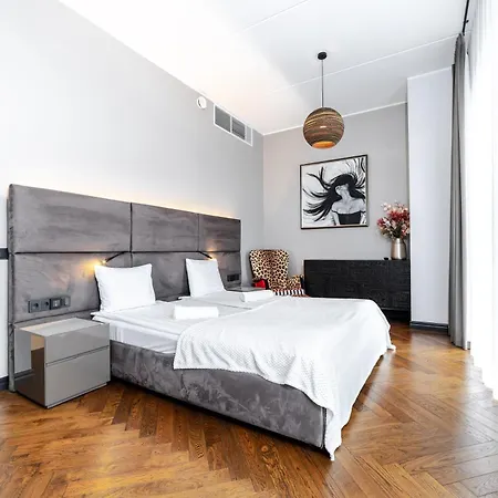 Modern In The Heart Of Uus-veerenni 塔林