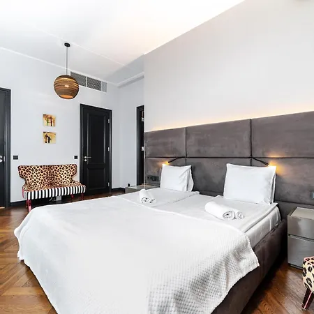 Modern In The Heart Of Uus-veerenni * 塔林