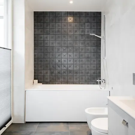 Modern In The Heart Of Uus-veerenni *